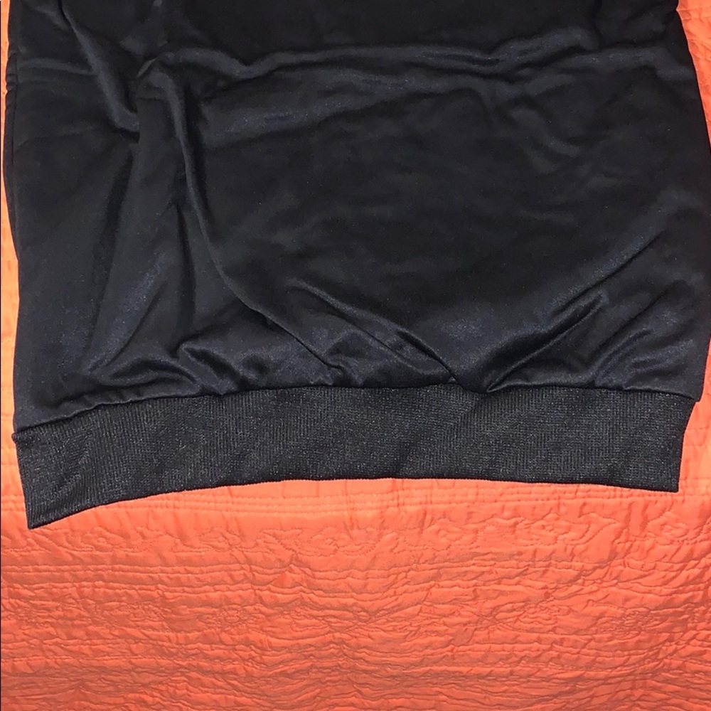 Sweatshirt - Picture 3 of 4
